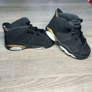 Air Jordan 6 Retro SE TD 'Defining Moments' 2020